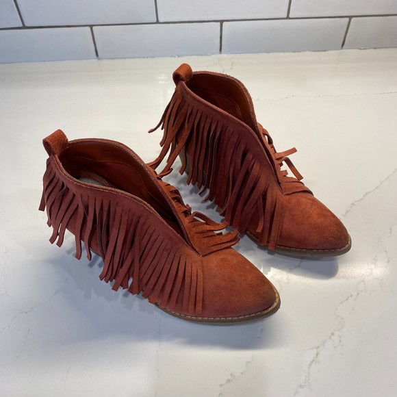 ❌ [SOLD] Coconuts by Matisse Lambert Fringe Bootie Burgundy Size 6 - Picture 2 of 9